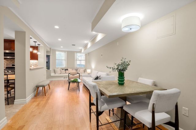 116 Pleasant St B, Brookline, MA 02446