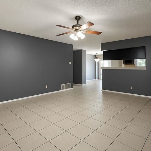 202 Modene Avenue, Waxahachie, TX 75165