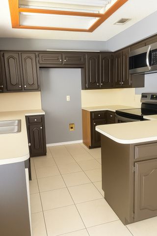 202 Modene Avenue, Waxahachie, TX 75165