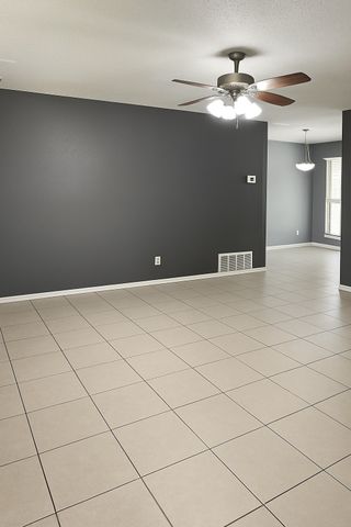 202 Modene Avenue, Waxahachie, TX 75165