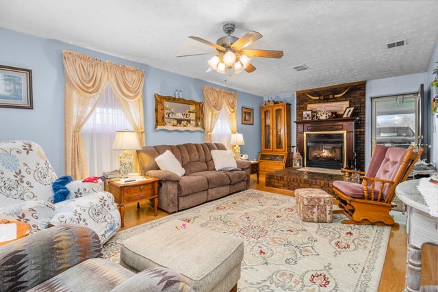 276 Kay Lane, Lily, KY 40740