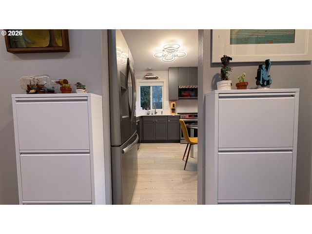 6650 Sw CANBY St, Portland, OR 97223