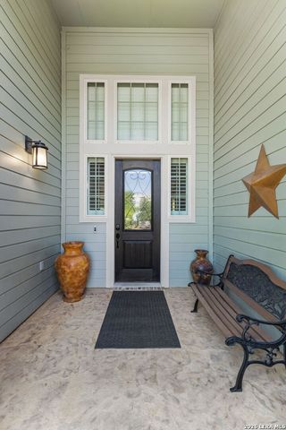 808 DANCING OAK LN, San Marcos, TX 78666