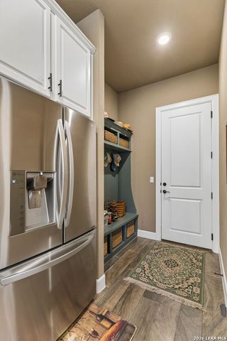808 DANCING OAK LN, San Marcos, TX 78666