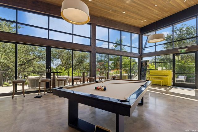 808 DANCING OAK LN, San Marcos, TX 78666