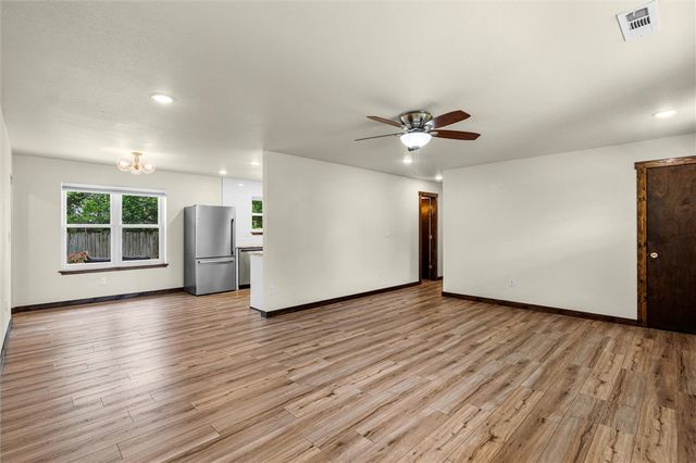 2203 Beth Lane, Bentonville, AR 72712