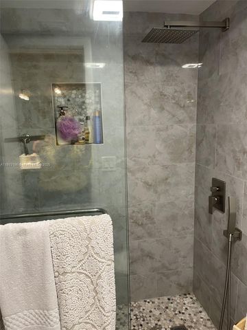 1640 NW 19th Ter 103, Delray Beach, FL 33445