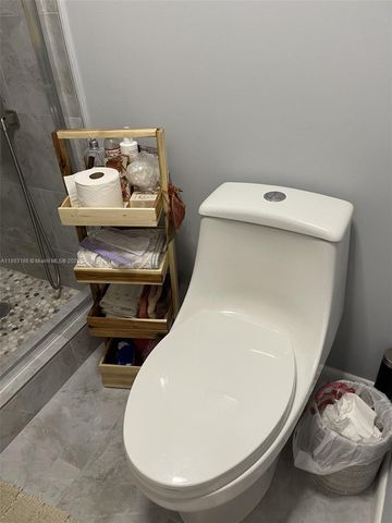 1640 NW 19th Ter 103, Delray Beach, FL 33445