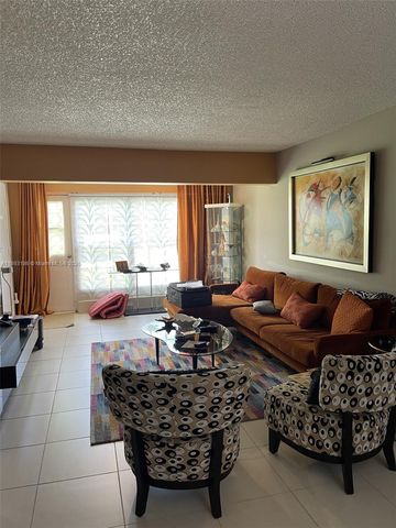 1640 NW 19th Ter 103, Delray Beach, FL 33445