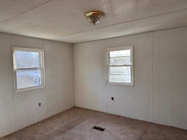 3 Heritage Dr., Warren, MA 01083