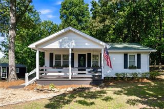 467 Sanders Street, Clarkesville, GA 30523