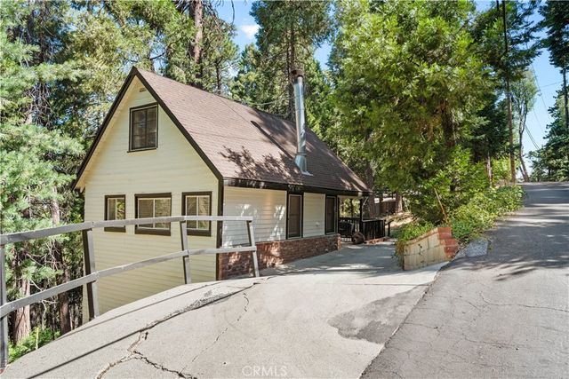 25576 Hi Lane, Twin Peaks, CA 92391