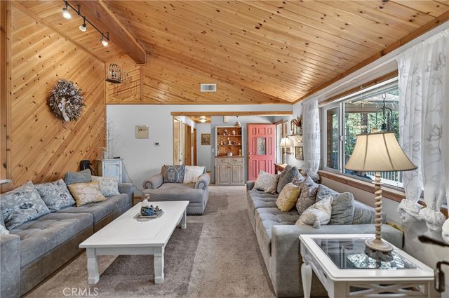 1900 Teton Way, Pine Mountain Club, CA 93222