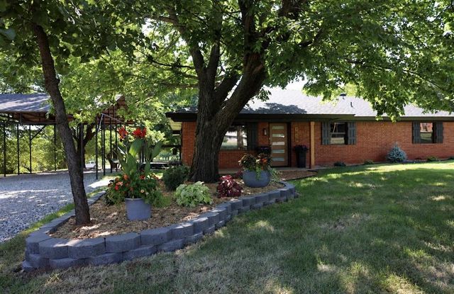 1838 S Country Club Road, Newcastle, OK 73065