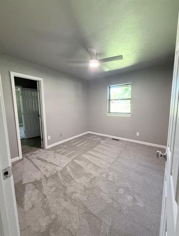 1838 S Country Club Road, Newcastle, OK 73065