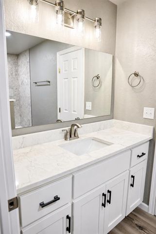 1838 S Country Club Road, Newcastle, OK 73065