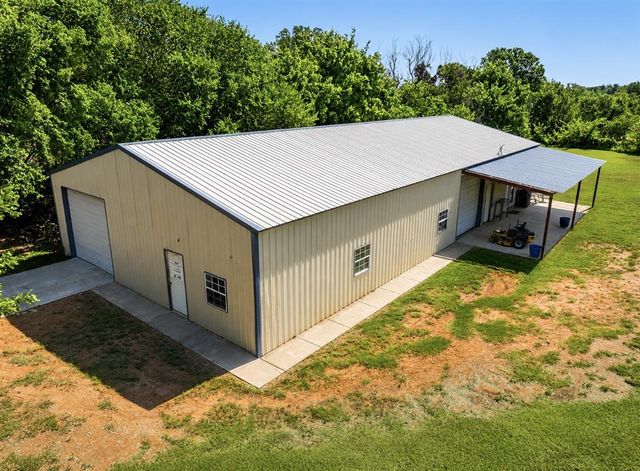 1838 S Country Club Road, Newcastle, OK 73065