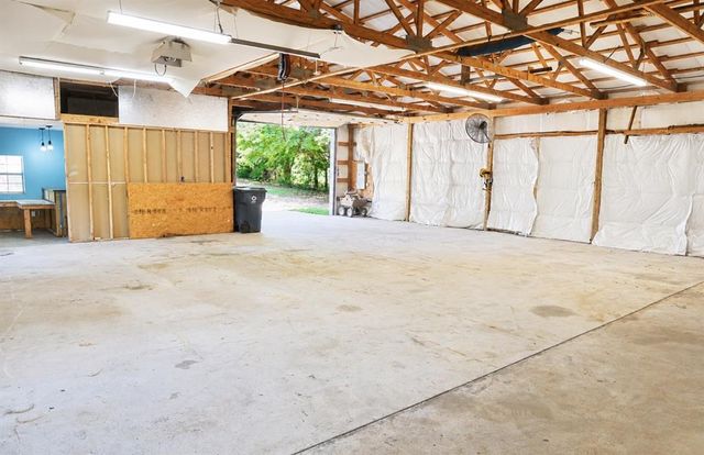 1838 S Country Club Road, Newcastle, OK 73065