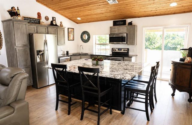 1838 S Country Club Road, Newcastle, OK 73065