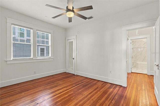 146 13TH AVENUE NE, St Petersburg, FL 33701