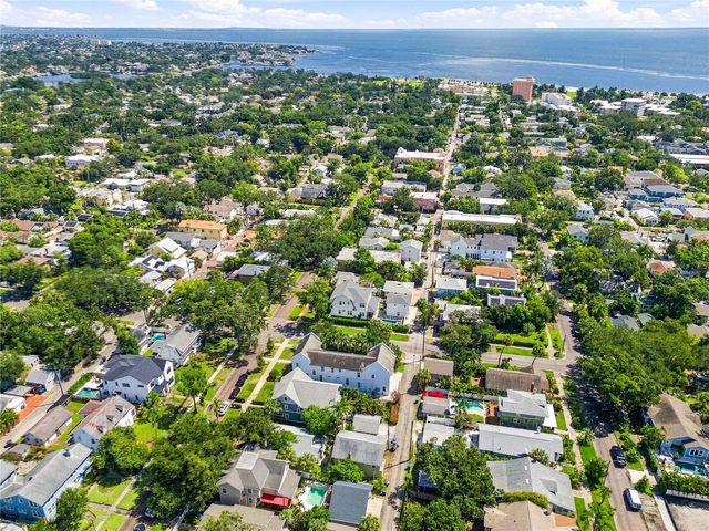 146 13TH AVENUE NE, St Petersburg, FL 33701