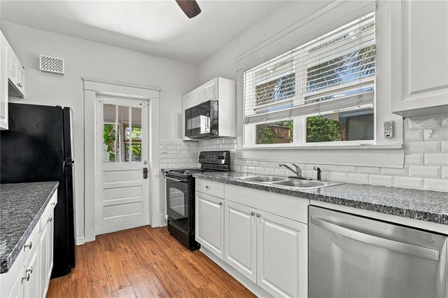 146 13TH AVENUE NE, St Petersburg, FL 33701