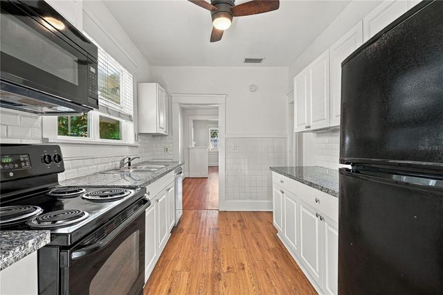 146 13TH AVENUE NE, St Petersburg, FL 33701
