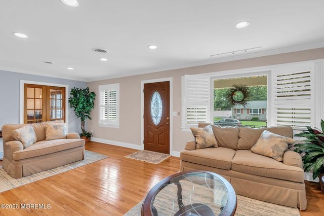 43 Catalina Drive, Brick, NJ 08723
