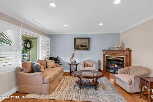 43 Catalina Drive, Brick, NJ 08723