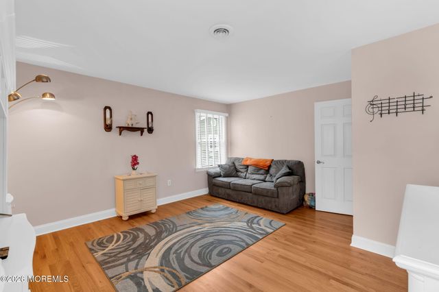 43 Catalina Drive, Brick, NJ 08723