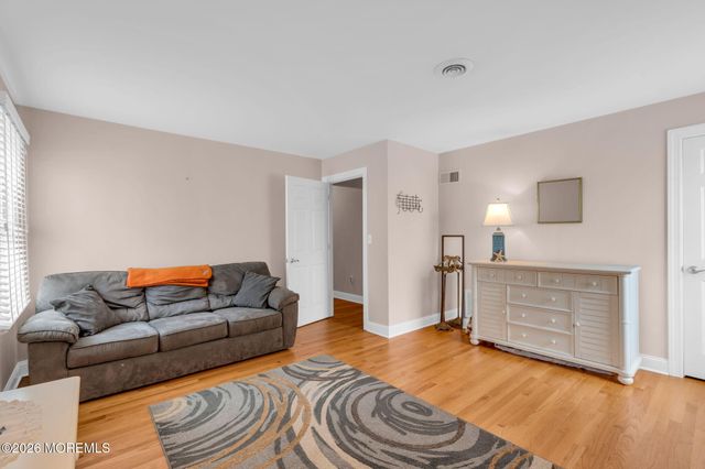 43 Catalina Drive, Brick, NJ 08723