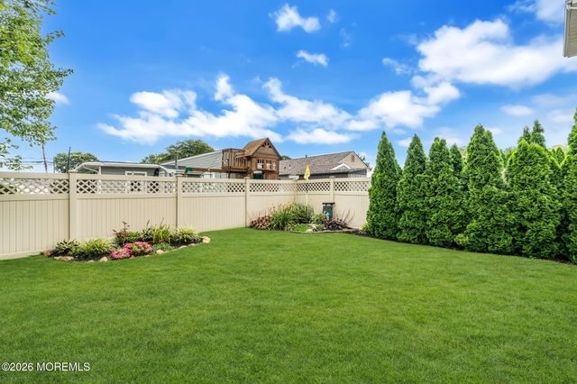 43 Catalina Drive, Brick, NJ 08723