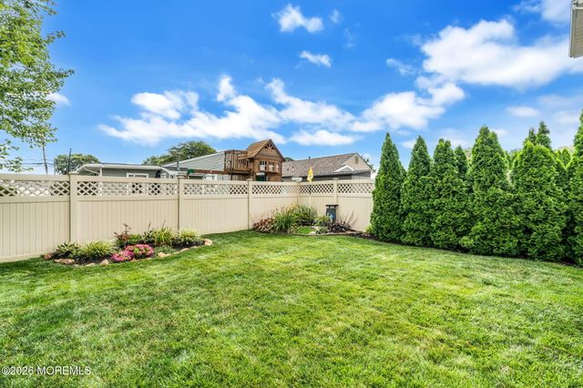 43 Catalina Drive, Brick, NJ 08723