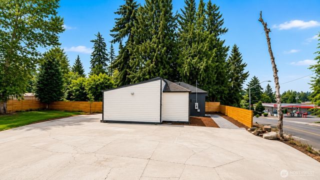 11232 1st Avenue S, Seattle, WA 98168
