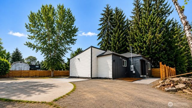 11232 1st Avenue S, Seattle, WA 98168