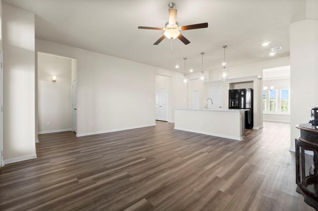 199 Racetrack Lane, Montgomery, TX 77356