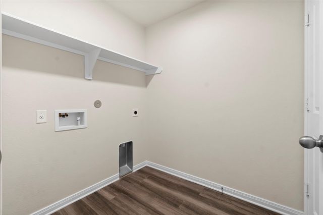 199 Racetrack Lane, Montgomery, TX 77356