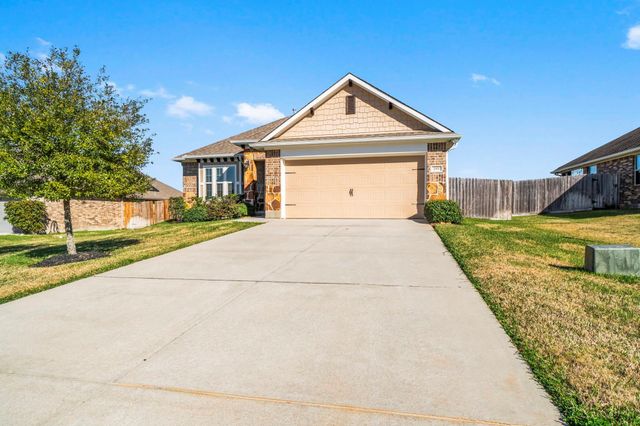 199 Racetrack Lane, Montgomery, TX 77356