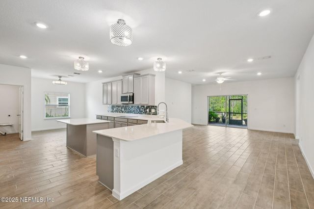 84927 FALL RIVER Parkway, Fernandina Beach, FL 32034