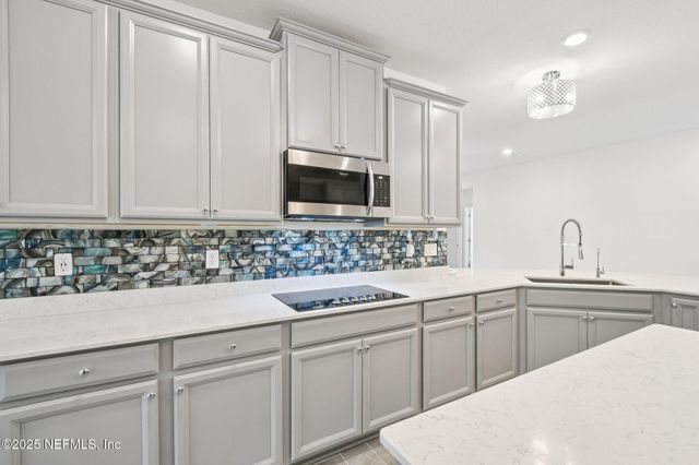 84927 FALL RIVER Parkway, Fernandina Beach, FL 32034