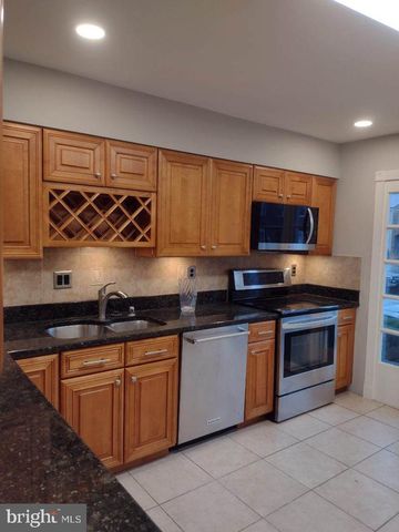 10712 CASTLETON TURN, Upper Marlboro, MD 20774