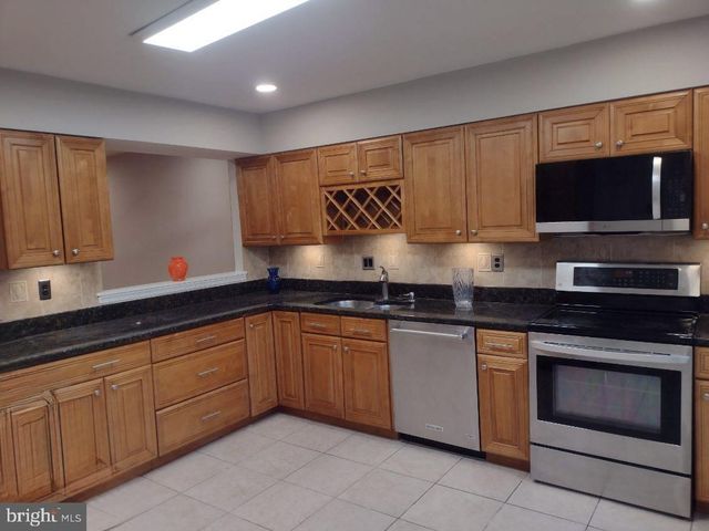 10712 CASTLETON TURN, Upper Marlboro, MD 20774