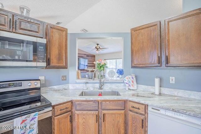 8278 SAILMAKER Lane, Jacksonville, FL 32210