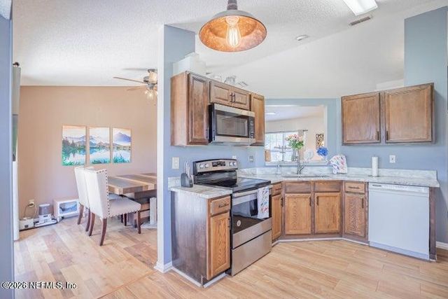 8278 SAILMAKER Lane, Jacksonville, FL 32210