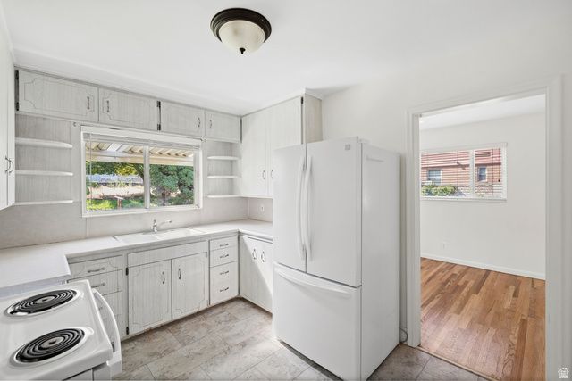 3139 S CRESTVIEW CIR, Bountiful, UT 84010