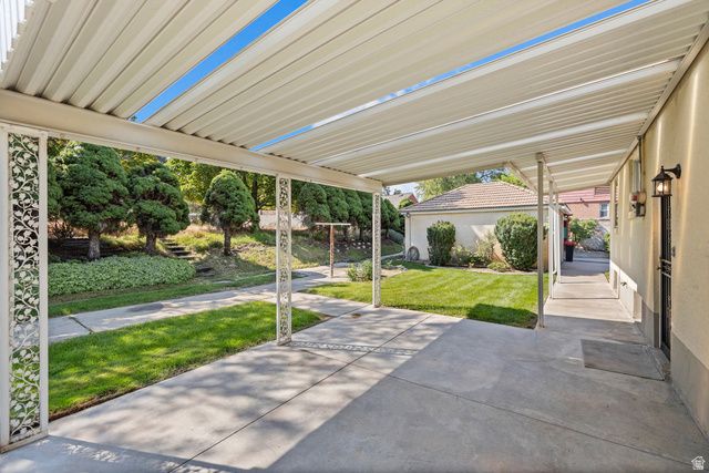 3139 S CRESTVIEW CIR, Bountiful, UT 84010