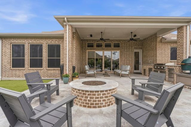32437 Soaring Willow Way, Conroe, TX 77385
