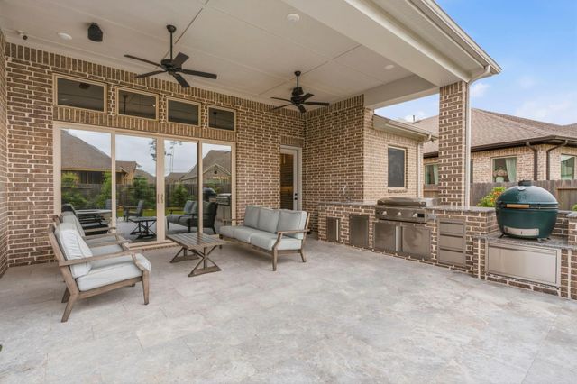 32437 Soaring Willow Way, Conroe, TX 77385