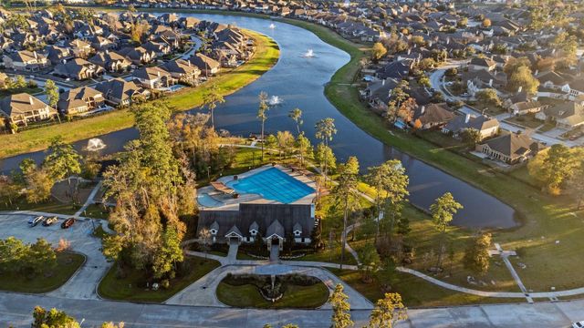 32437 Soaring Willow Way, Conroe, TX 77385