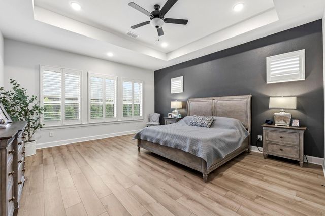 32437 Soaring Willow Way, Conroe, TX 77385